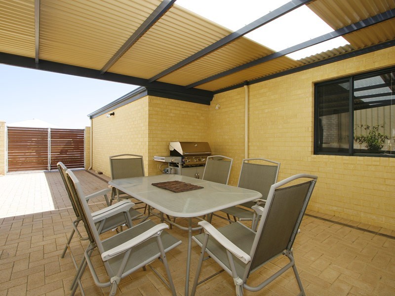 5 Carlin Way, Butler WA 6036