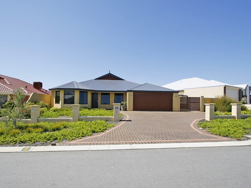 5 Carlin Way, Butler WA 6036
