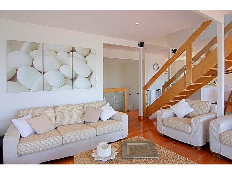 2A Palm Valley Drive, Byron Bay NSW 2481