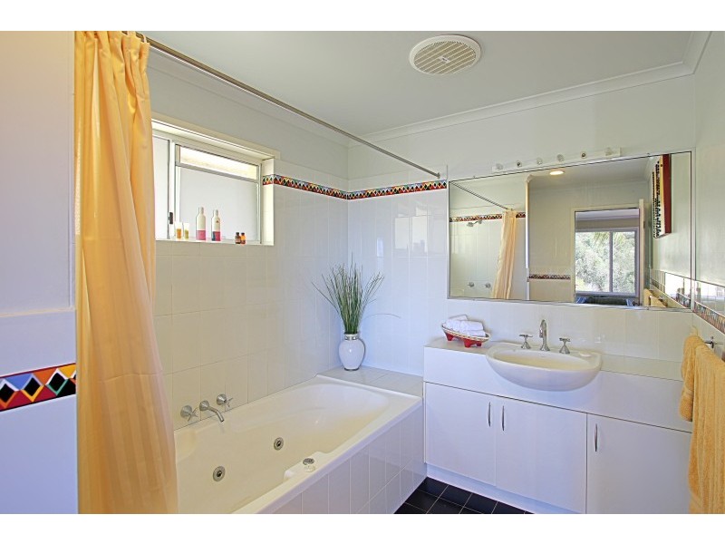 35 Pacific Vista Drive, Byron Bay NSW 2481