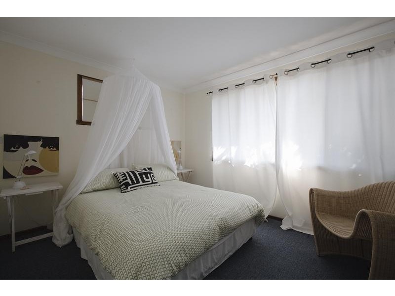 16 Brandon St, Suffolk Park NSW 2481