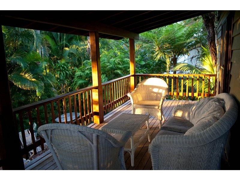 12 Giaour Street, Byron Bay NSW 2481