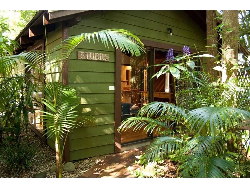 12 Giaour Street, Byron Bay NSW 2481
