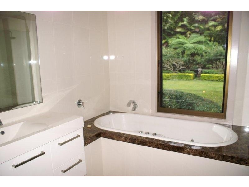 12 Plantation Drive, Ewingsdale NSW 2481