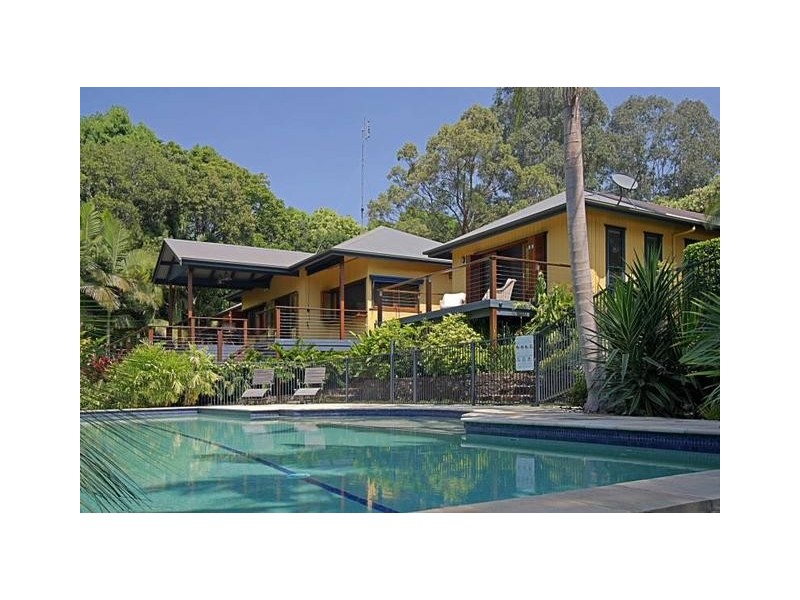 1 Plantation Drive, Ewingsdale NSW 2481