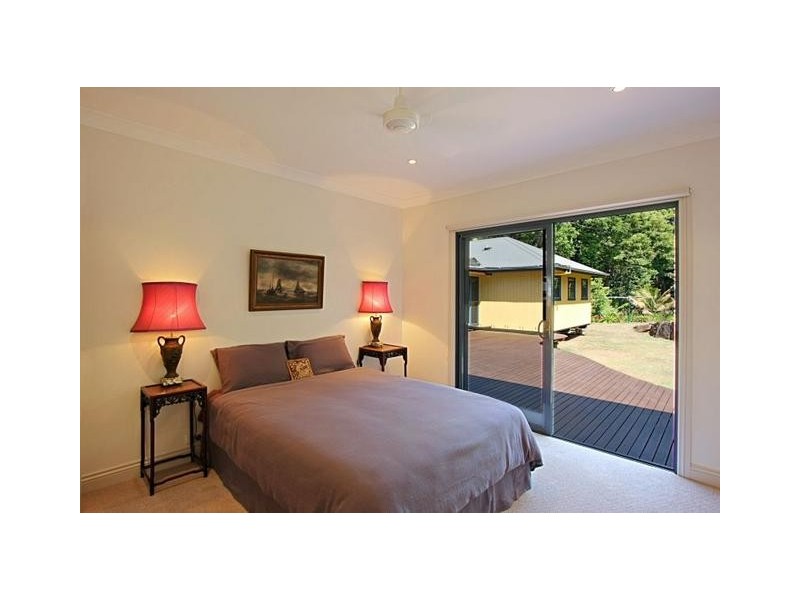 1 Plantation Drive, Ewingsdale NSW 2481