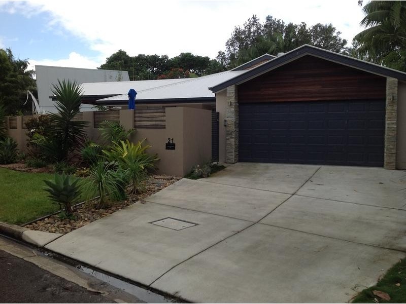 21 Kalemajere Drive, Suffolk Park NSW 2481