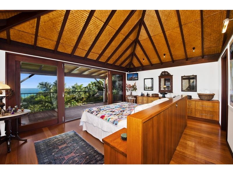 4 Seven Mile Beach Road, Broken Head NSW 2481