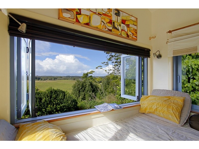 9 Cape Vista Drive, Ewingsdale NSW 2481