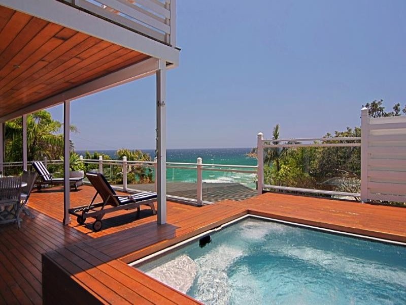 2A Palm Valley Drive, Byron Bay NSW 2481