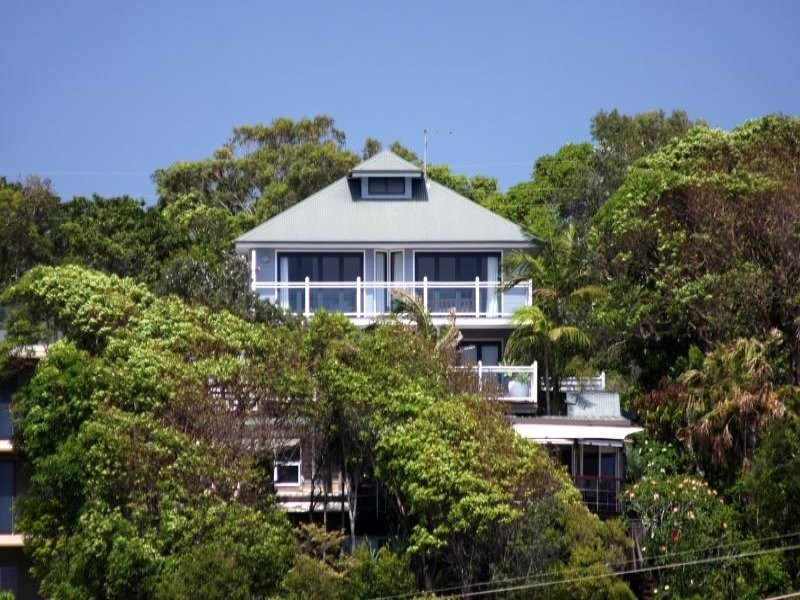 2A Palm Valley Drive, Byron Bay NSW 2481