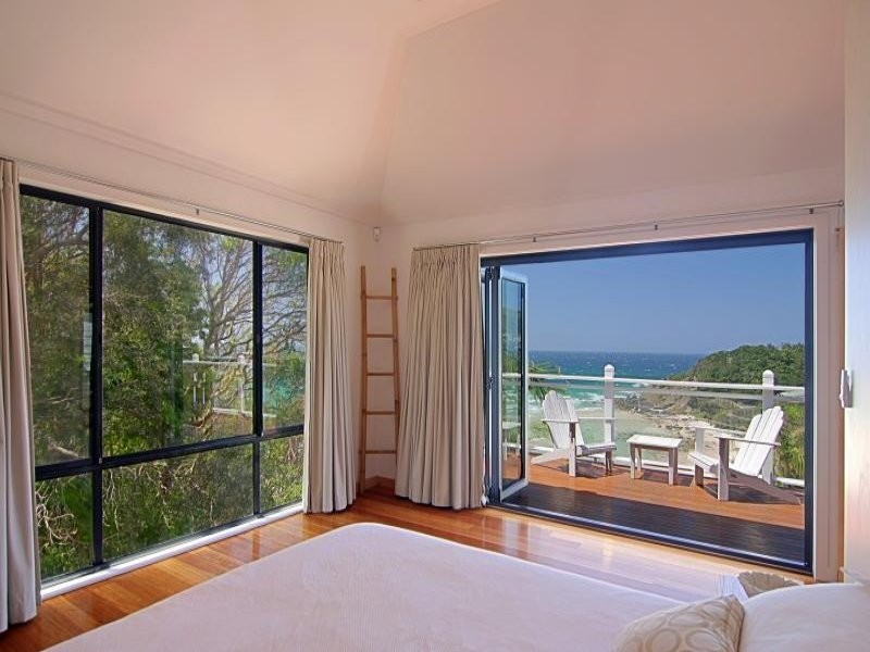 2A Palm Valley Drive, Byron Bay NSW 2481