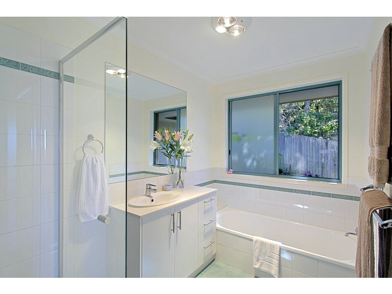 2 Osprey, Byron Bay NSW 2481