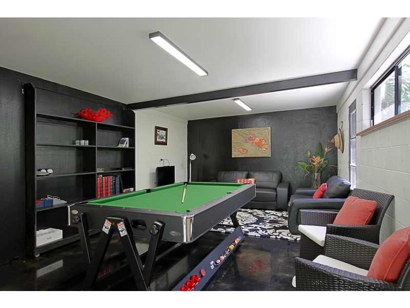 14 Hillview Place, Ewingsdale NSW 2481