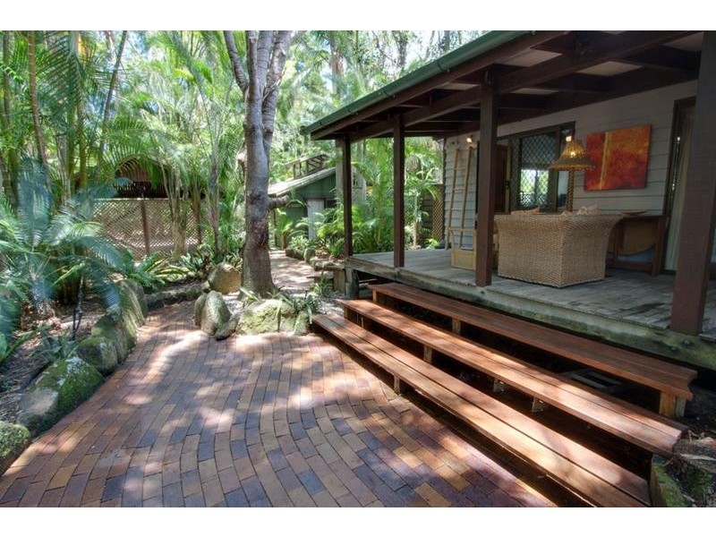 12 Giaour Street, Byron Bay NSW 2481