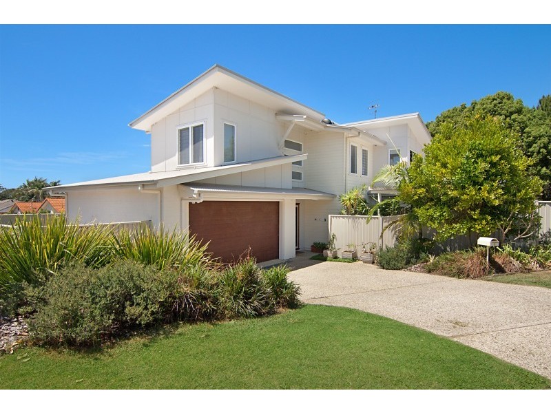1A Tea Tree Court, Suffolk Park NSW 2481