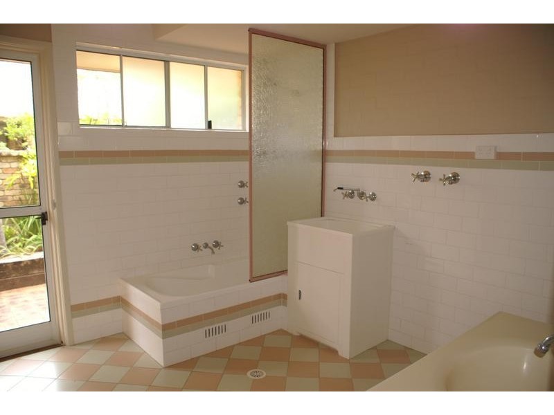 2/4 Kipling, Byron Bay NSW 2481