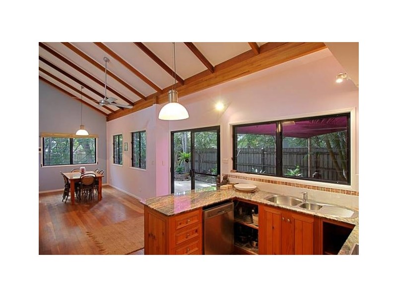 2 Manfred Street, Byron Bay NSW 2481