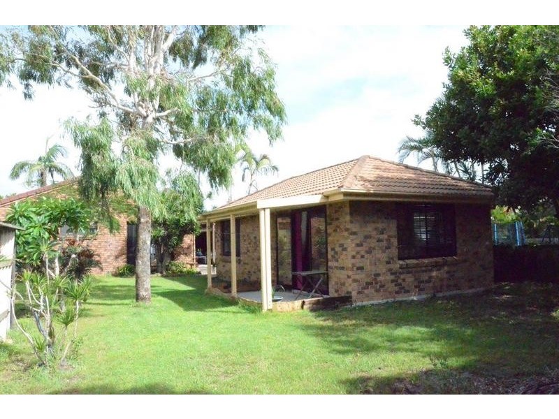 63 Brandon Street, Suffolk Park NSW 2481