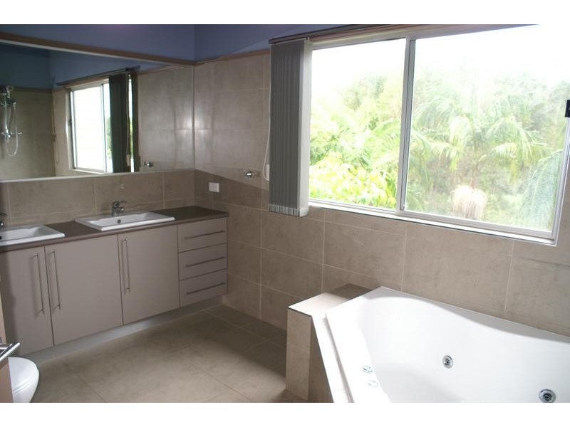 12/3 Sallywattle Drive, Suffolk Park NSW 2481