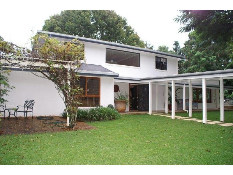 12 Plantation Drive, Ewingsdale NSW 2481