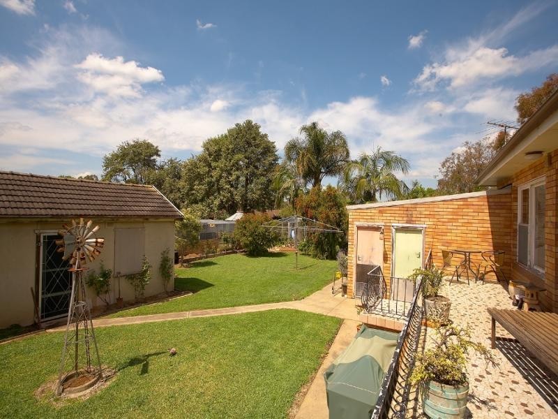 799 Forest Rd, Peakhurst NSW 2210