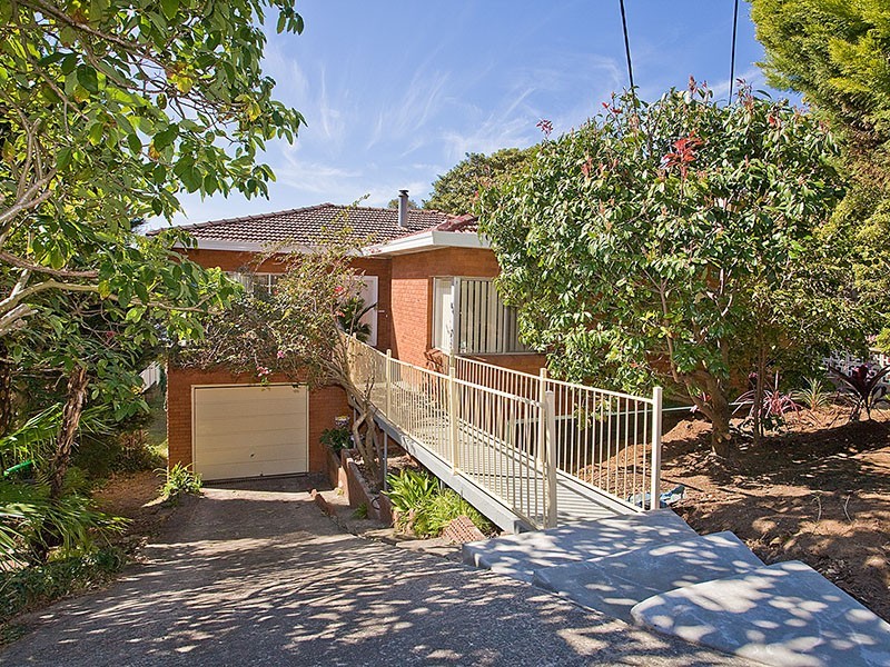 20 Illawong Street, Lugarno NSW 2210