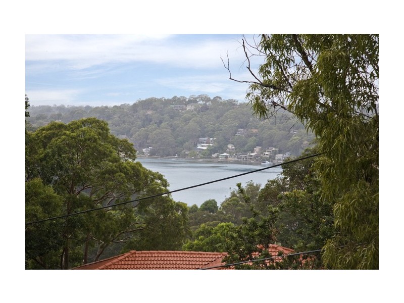 28 Oak Street, Lugarno NSW 2210