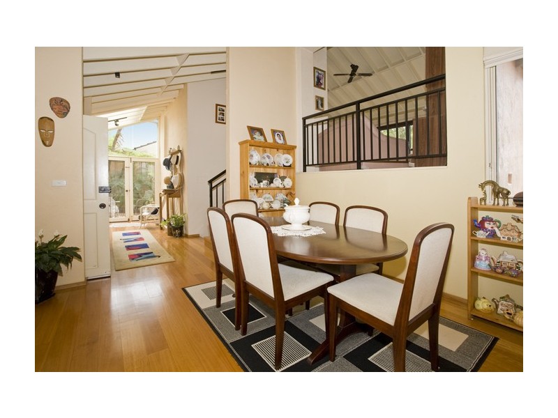 33 Elm Street, Lugarno NSW 2210