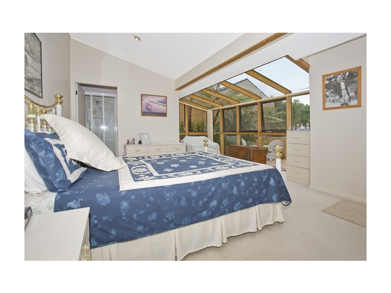 33 Elm Street, Lugarno NSW 2210