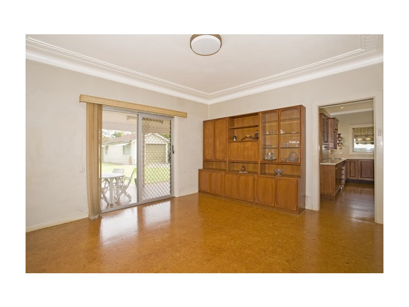 11 William Road, Riverwood NSW 2210