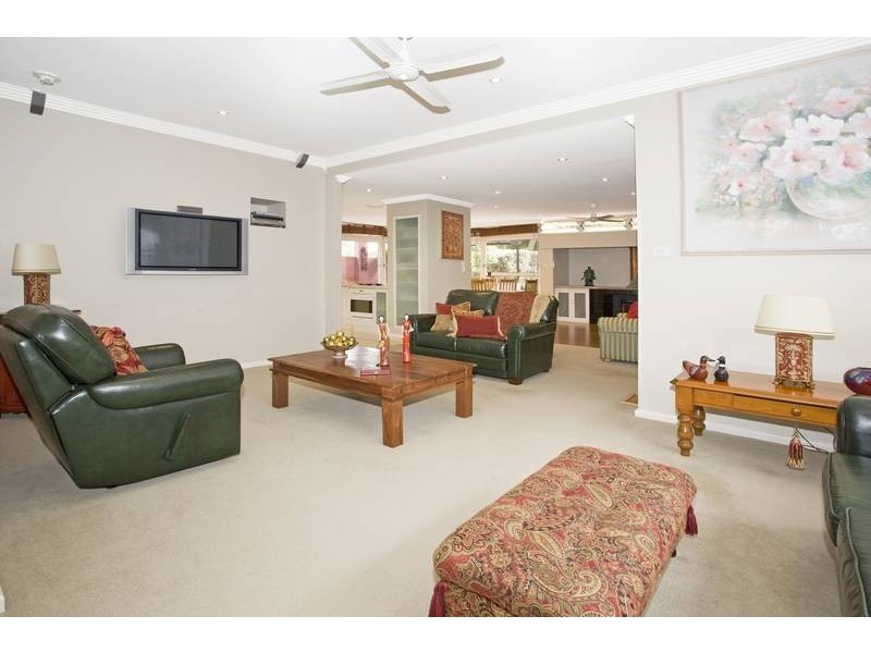 29 Evans Street, Peakhurst NSW 2210