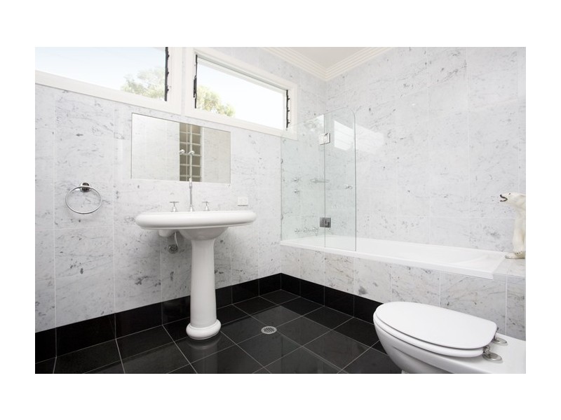 29 Evans Street, Peakhurst NSW 2210