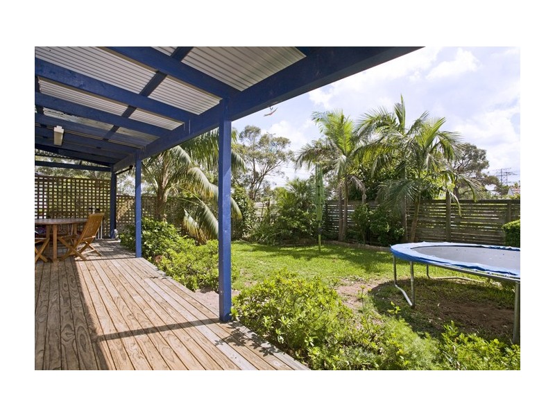 22 Grandview Cres, Lugarno NSW 2210