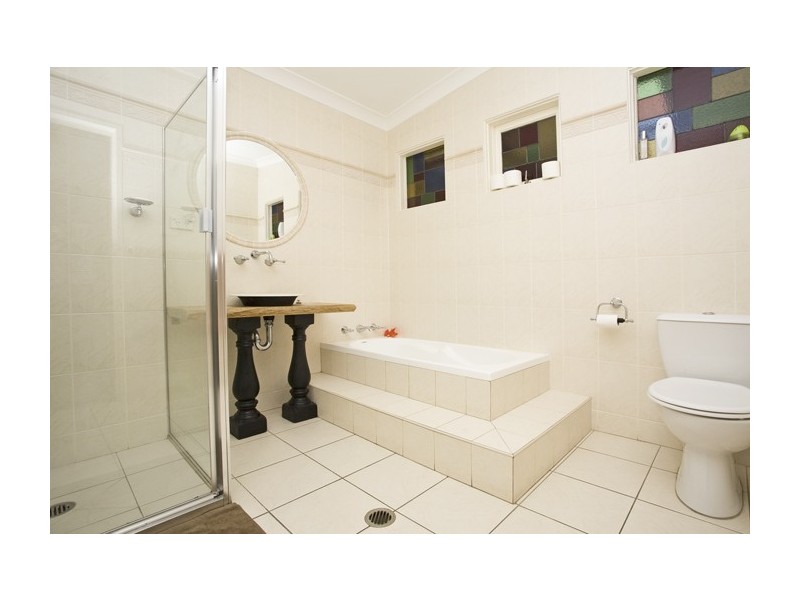 22 Grandview Cres, Lugarno NSW 2210