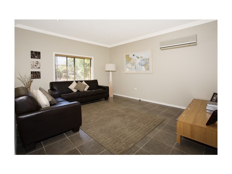 18 Evans Street, Peakhurst NSW 2210