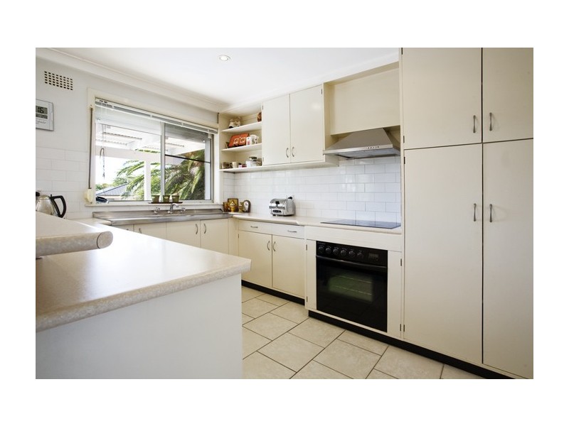 22 Renway Ave, Lugarno NSW 2210