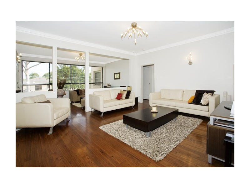 63 Ogilvy Street, Peakhurst NSW 2210