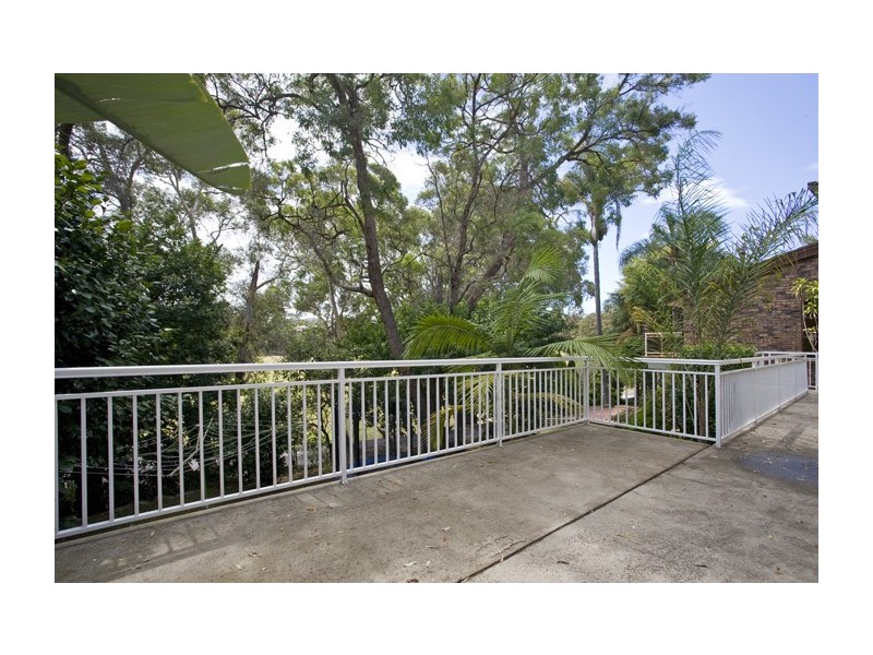 52 Allwood Crescent, Lugarno NSW 2210