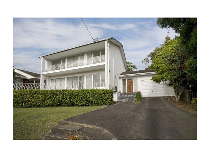 23 Illawong St, Lugarno NSW 2210