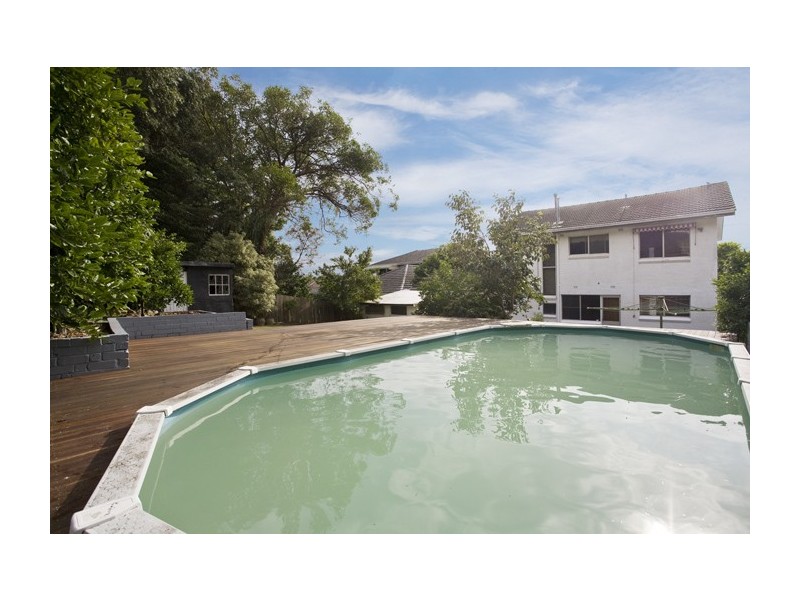 23 Illawong St, Lugarno NSW 2210