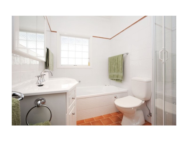 27 Eva Street, Roselands NSW 2196