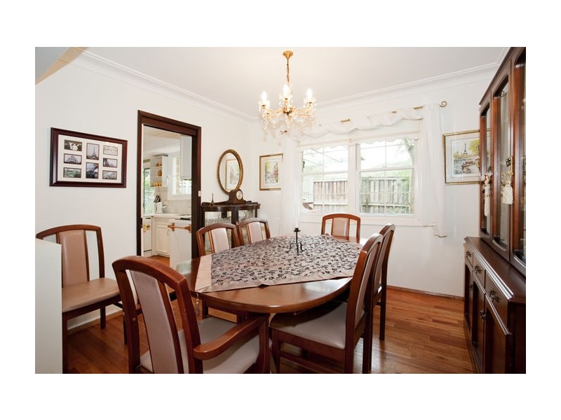 31 Robyn Street, Peakhurst Heights NSW 2210