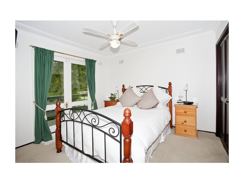 31 Robyn Street, Peakhurst Heights NSW 2210