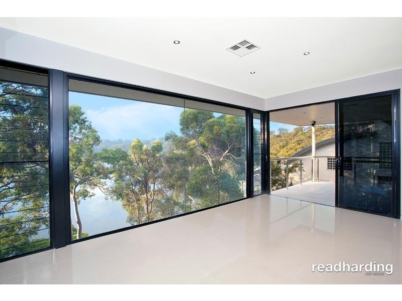 66a Moons Avenue, Lugarno NSW 2210