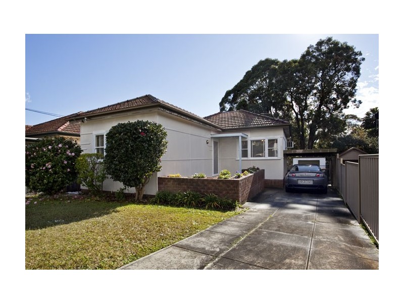 5 Eva Street, Roselands NSW 2196