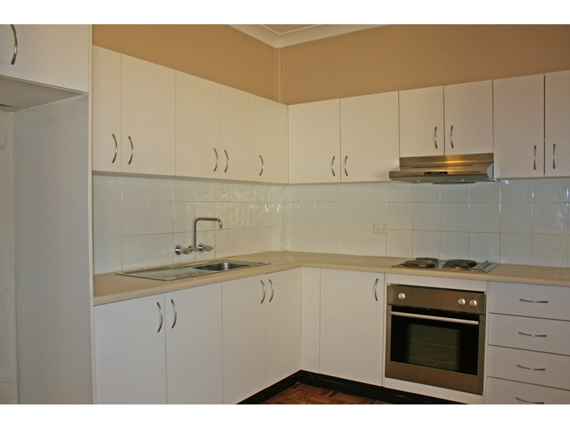 8/71 Queen Victoria Street, Bexley NSW 2207