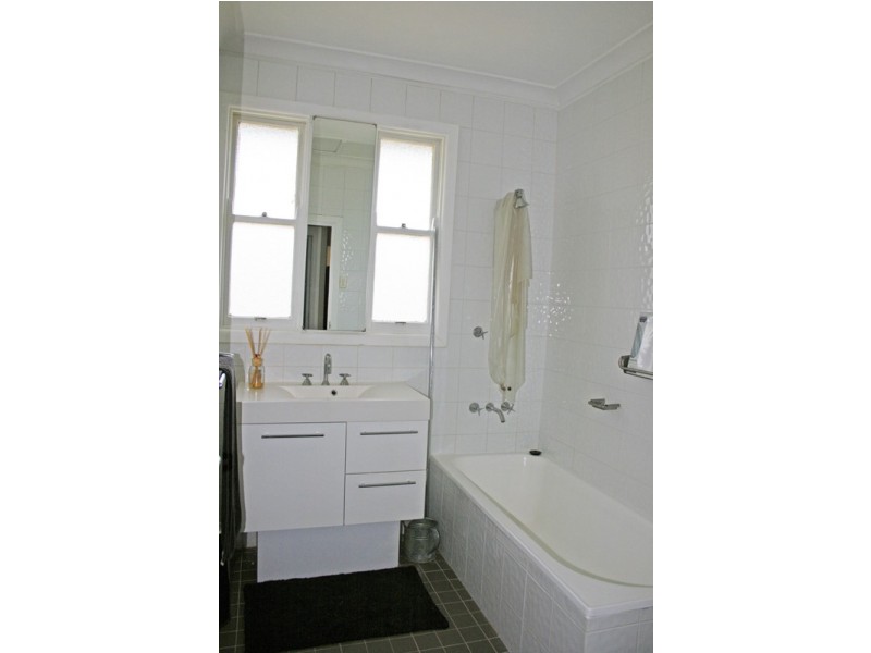 65 Belmore Road, Peakhurst NSW 2210