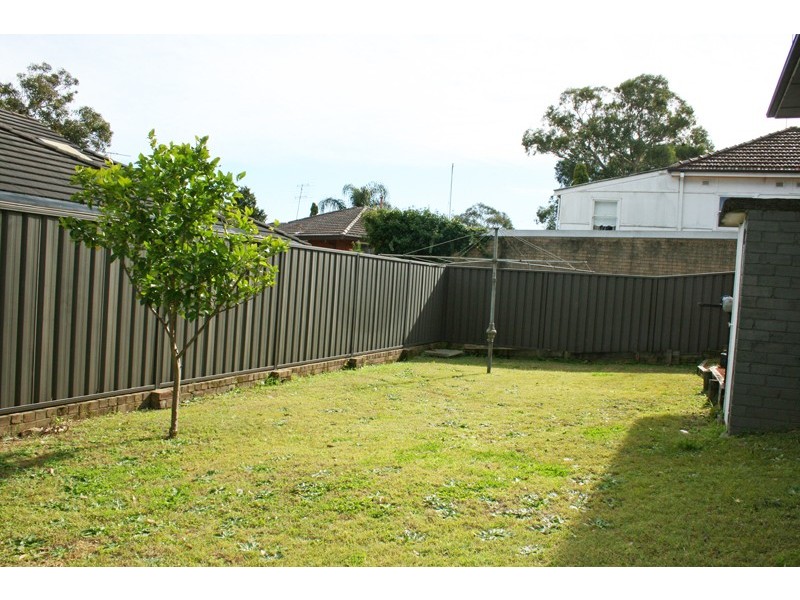 65 Belmore Road, Peakhurst NSW 2210