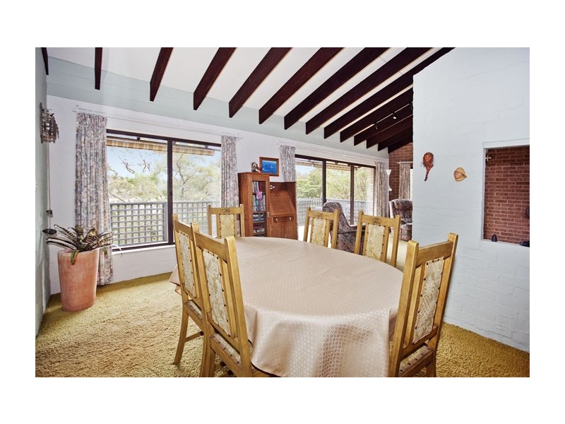 4 Charm Place, Peakhurst NSW 2210